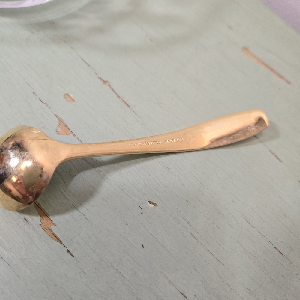 Glass Gold Rasberry Relish Jam Dish with Spoon Vintahe - Picture 4 of 4